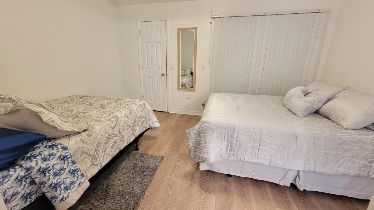 Beautiful Townhouse 2 Bedrooms 1 And A Half Bathrooms Next To Butler Plaza 1 Mile To Uf Gainesville Exterior foto